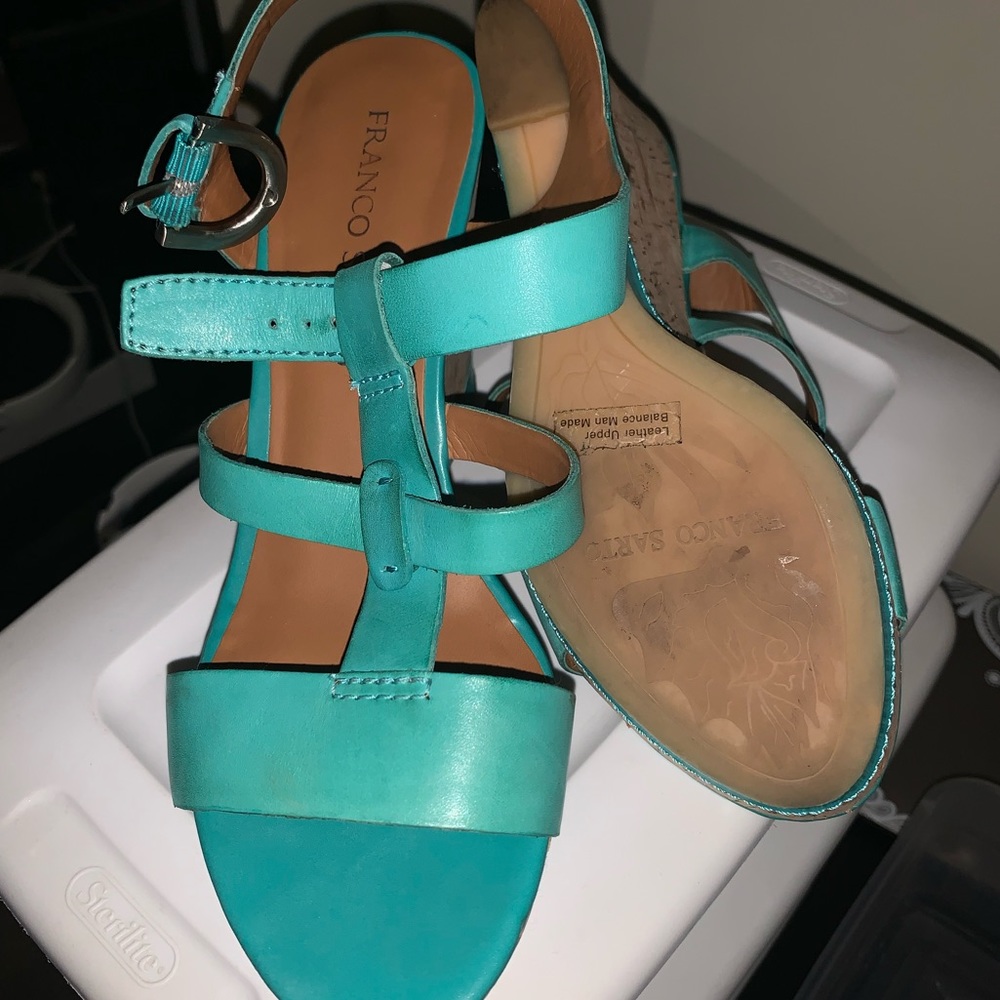 Cork wedged heels
